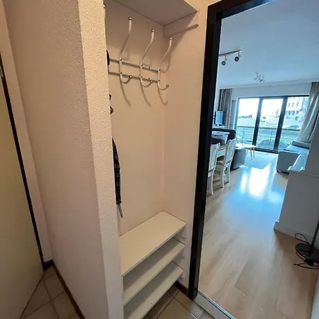 Frontaal Zeezicht In De Strandjutter אוסטנדה